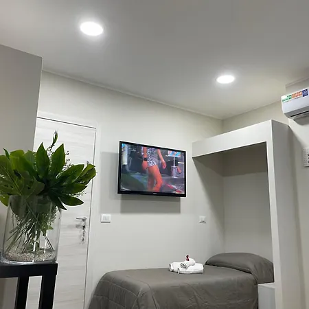 Alojamento de Acomodação e Pequeno-almoço Storico17 Catânia