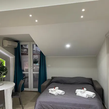 Alojamento de Acomodação e Pequeno-almoço Storico17 Catânia