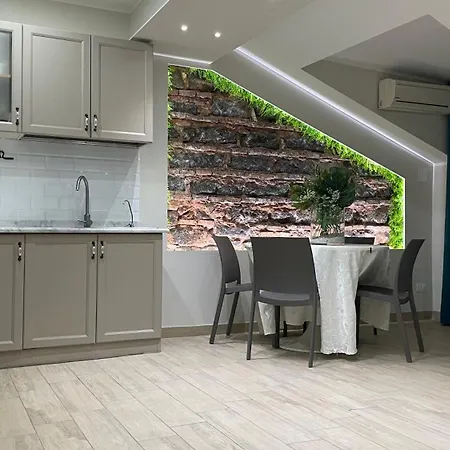 Alojamento de Acomodação e Pequeno-almoço Storico17 3*